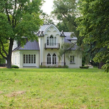 Roskosz Zespol Dworsko Parkowy Bed & Breakfast Biala Podlaska Exterior photo