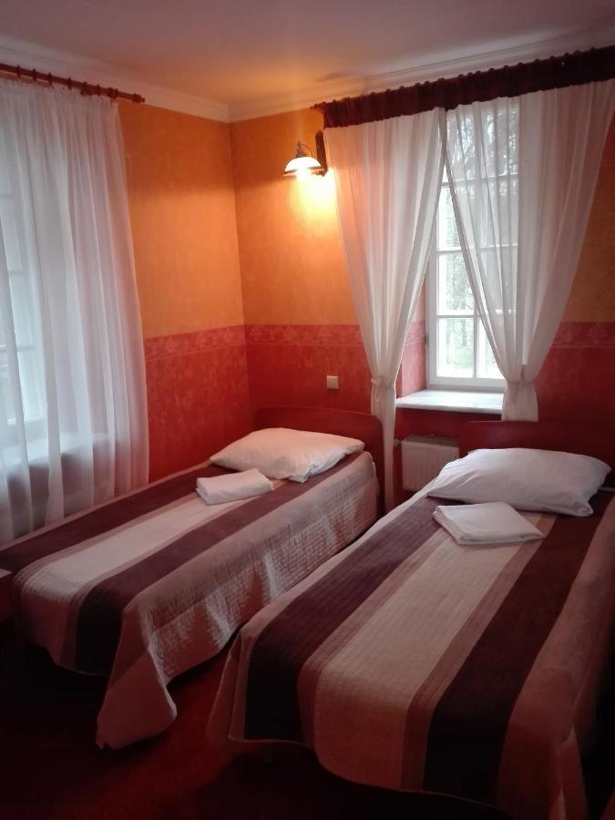 Roskosz Zespol Dworsko Parkowy Bed & Breakfast Biala Podlaska Exterior photo
